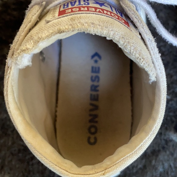 White converse - Picture 3 of 7